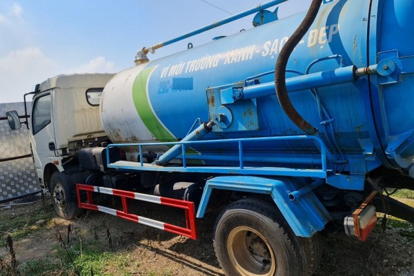 xe-hut-chat-thai-05-khoi-da-qua-su-dung-san-xuat-nam-2015